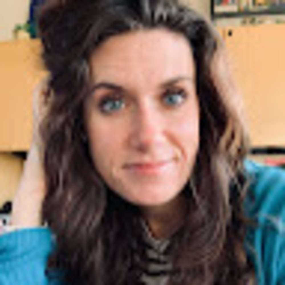 Meet your Posher, Halee